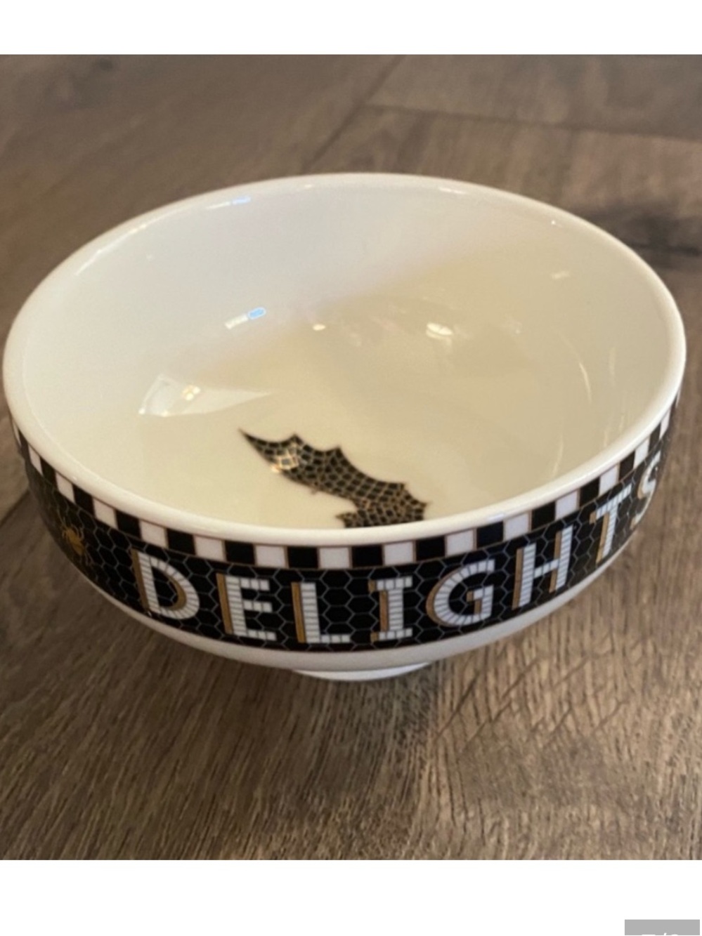 Anthropologie The Bistro Tile
Stoneware Nut Bowl:
Halloween Edition  "GHOULISH" - Picture 6 of 9